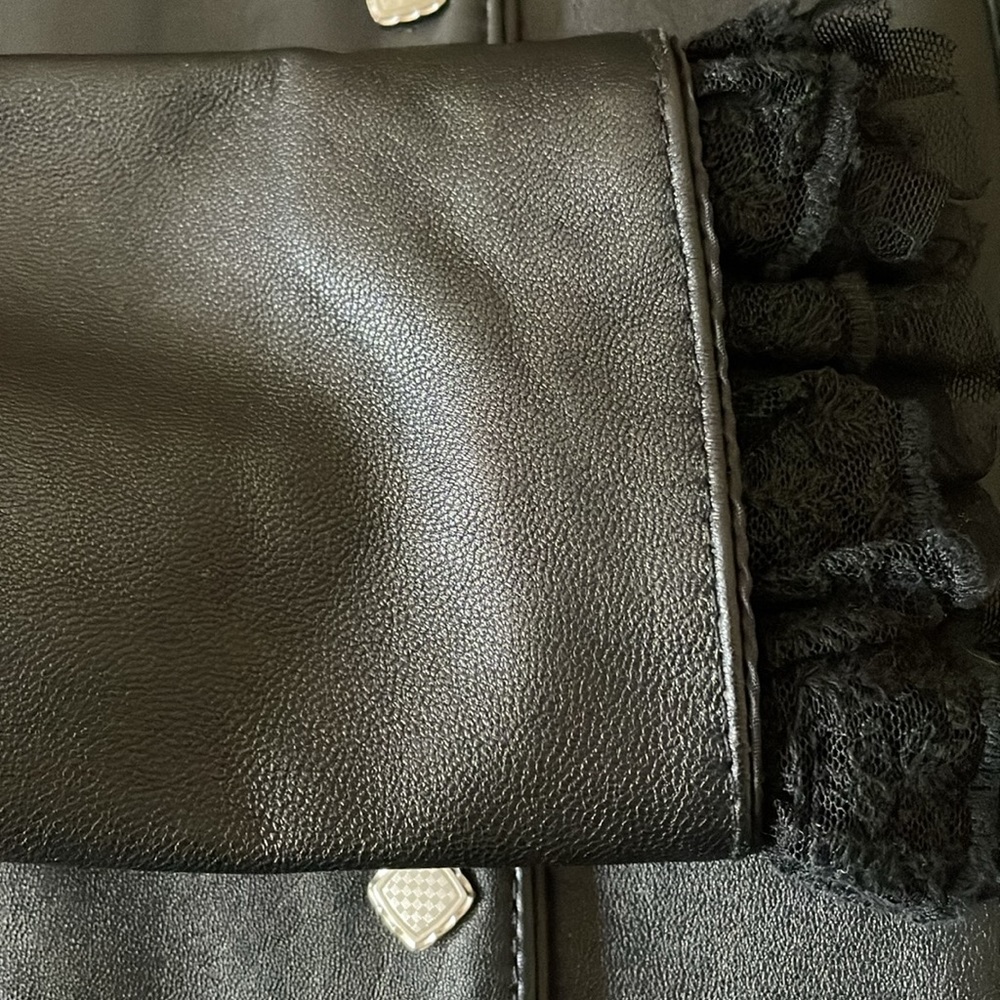 Leather jacket - Picture 4 of 7
